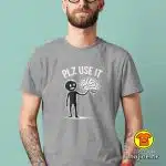 PLZ USE IT majica s natpisom 00737 crna